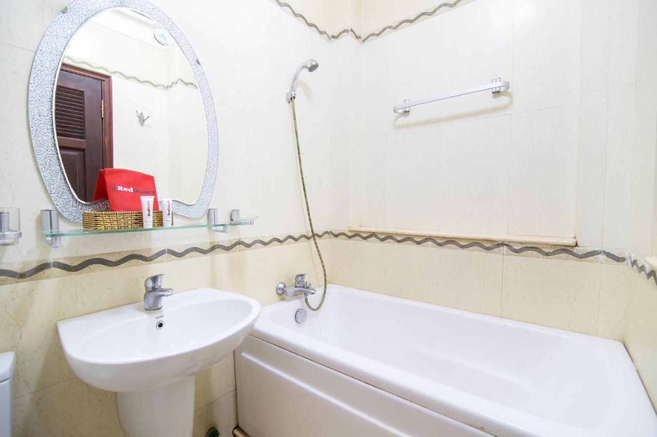 Reddoorz Near Pico Plaza Cong Hoa Hotel Ho Chi Minh City Bagian luar foto