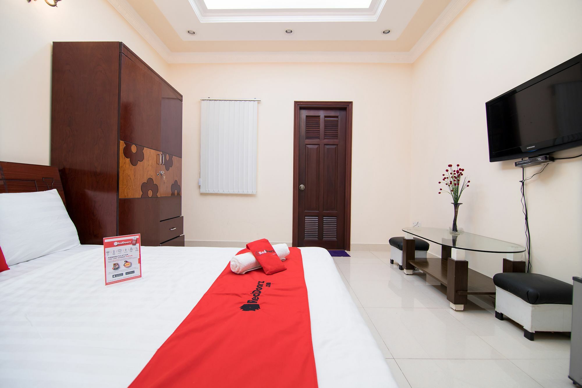 Reddoorz Near Pico Plaza Cong Hoa Hotel Ho Chi Minh City Bagian luar foto